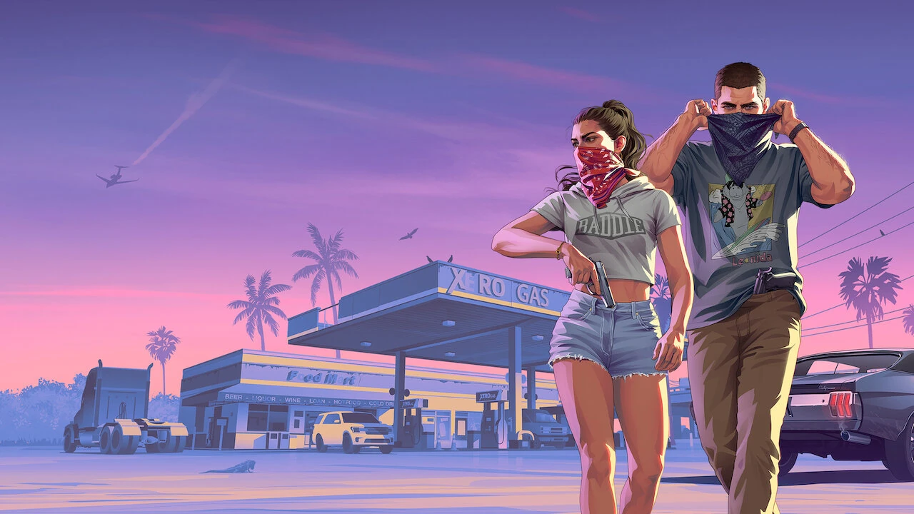 Ilustración de Grand Theft Auto VI: Lucia, con un pañuelo rojo que le tapa media cara, y Jason, que se sube otro pañuelo, caminan delante de una gasolinera bajo un cielo violeta con palmeras