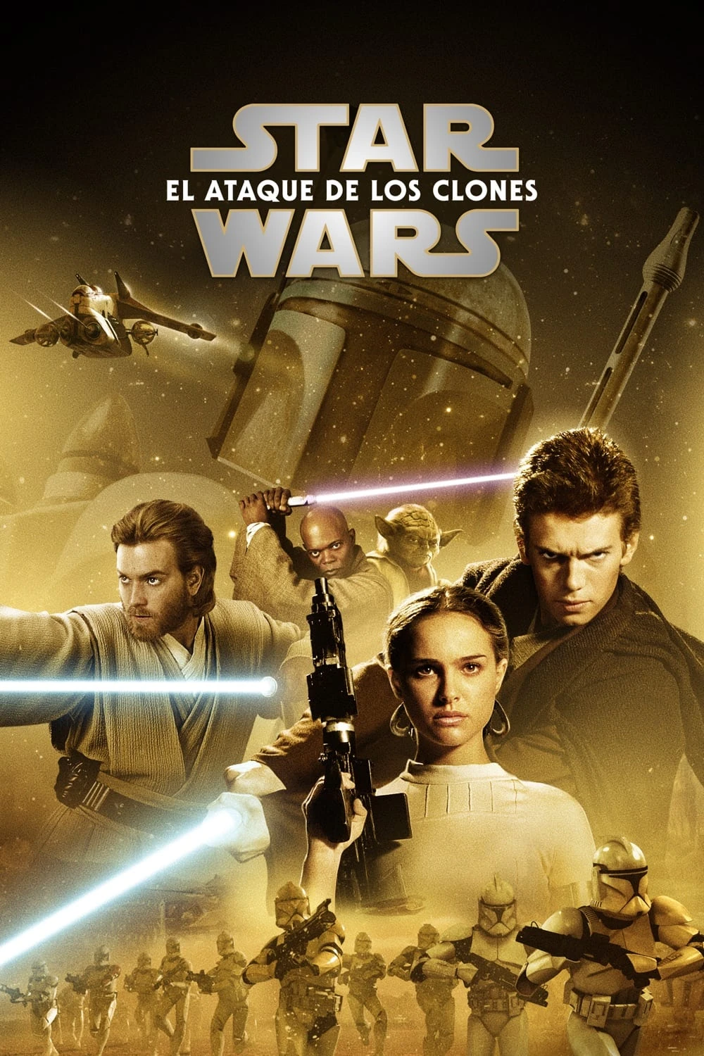 Cartel español de Star Wars: El ataque de los clones, en tonos dorados: Obi-Wan Kenobi, Anakin Skywalker y Padmé Amidala con sables de luz y armas, ante un gran casco de cazarrecompensas y una fila de soldados clon
