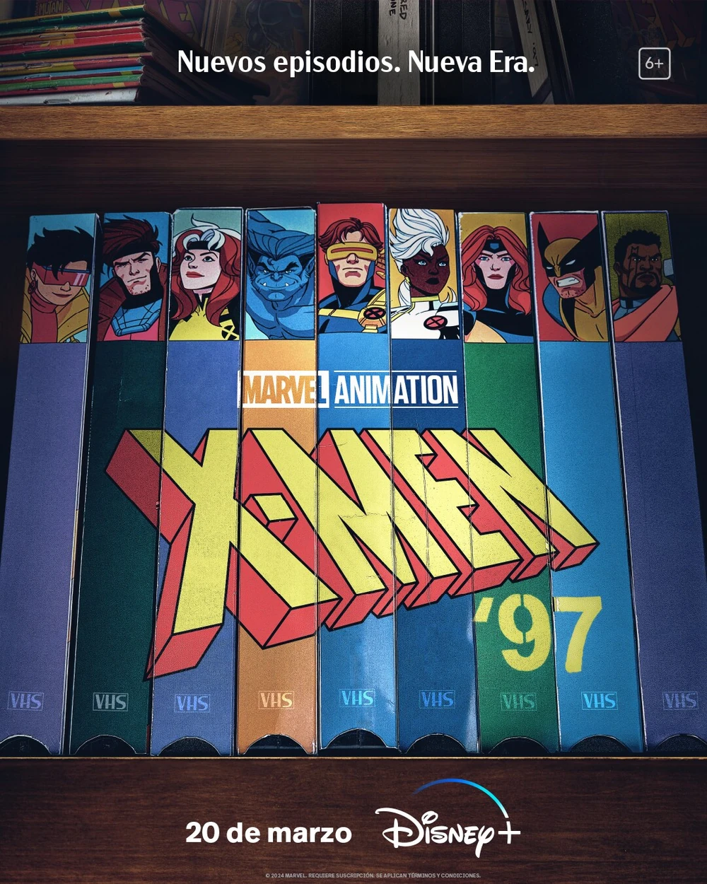 Cartel español de X-Men '97: una estantería con cintas VHS cuyos lomos, con los personajes dibujados, forman el logotipo de la serie, con la fecha del 20 de marzo